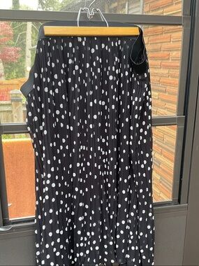 torrid Black and White Polka Dot Midi Pleated Skirt